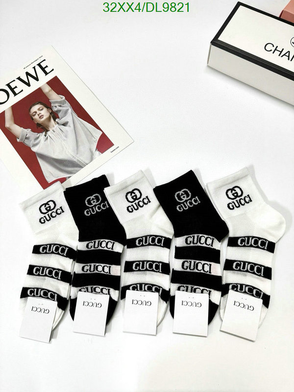 Gucci-Sock Code: DL9821 $: 32USD