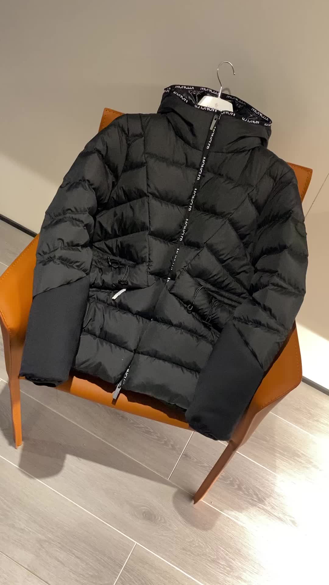 Moncler-Down jacket Women Code: AC782 $: 159USD