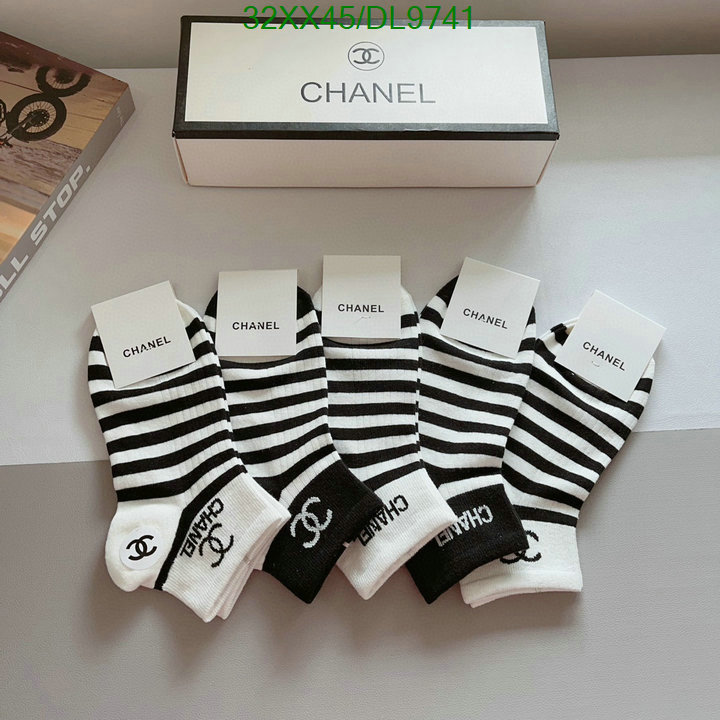 Chanel-Sock Code: DL9741 $: 32USD