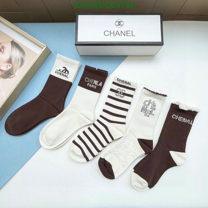 Chanel-Sock Code: DL9754 $: 32USD