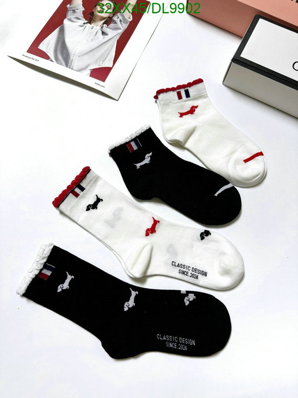 Thom Browne-Sock Code: DL9902 $: 32USD