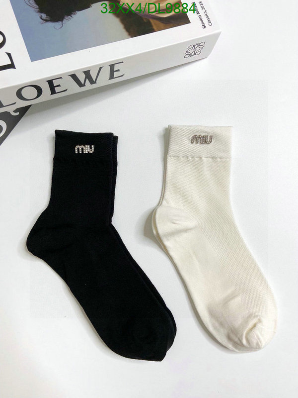 Miu Miu-Sock Code: DL9884 $: 32USD