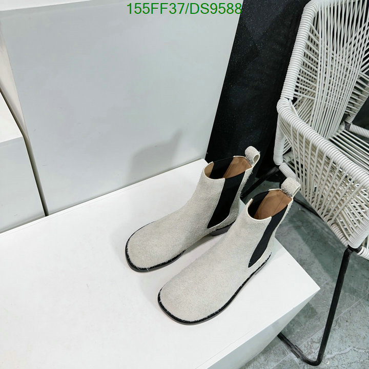 Boots-Women Shoes Code: DS9588 $: 155USD