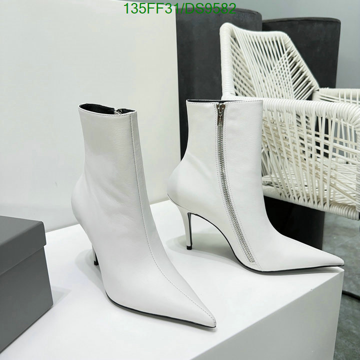 Balenciaga-Women Shoes Code: DS9582 $: 135USD