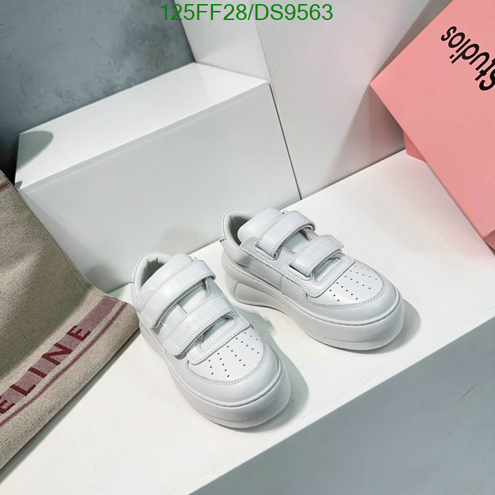 Acne Studios-Women Shoes Code: DS9563 $: 125USD