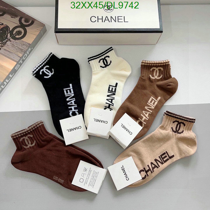 Chanel-Sock Code: DL9742 $: 32USD