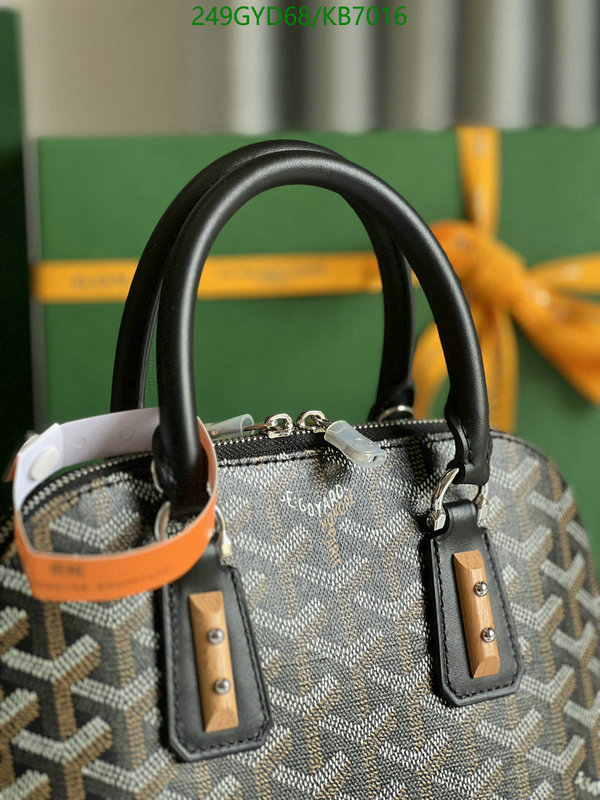 Goyard-Bag-Mirror Quality Code: KB7016 $: 249USD