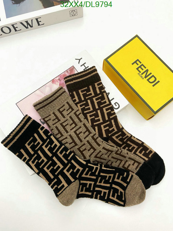 Fendi-Sock Code: DL9794 $: 32USD