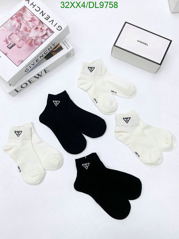 Chanel-Sock Code: DL9758 $: 32USD