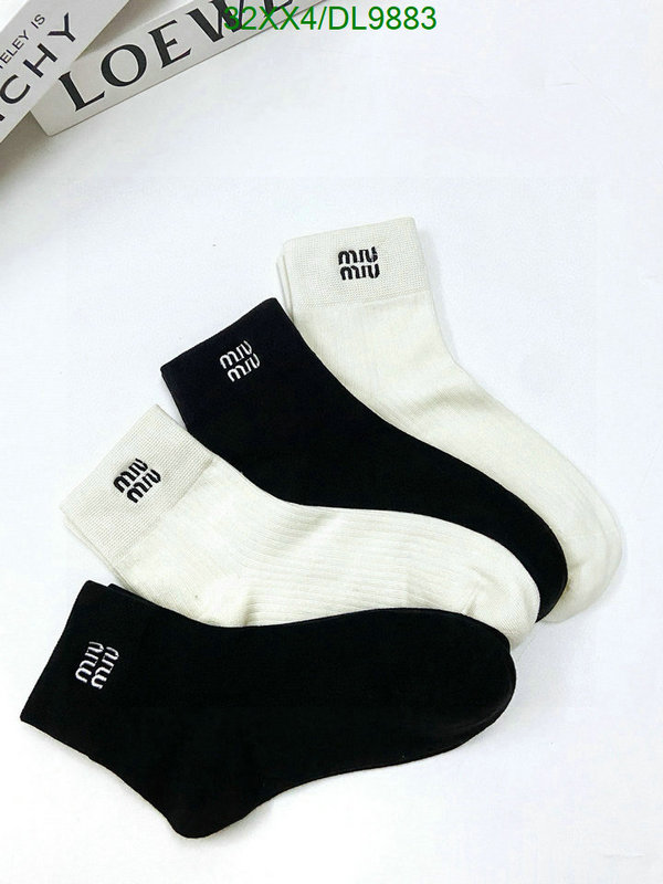 Miu Miu-Sock Code: DL9883 $: 32USD