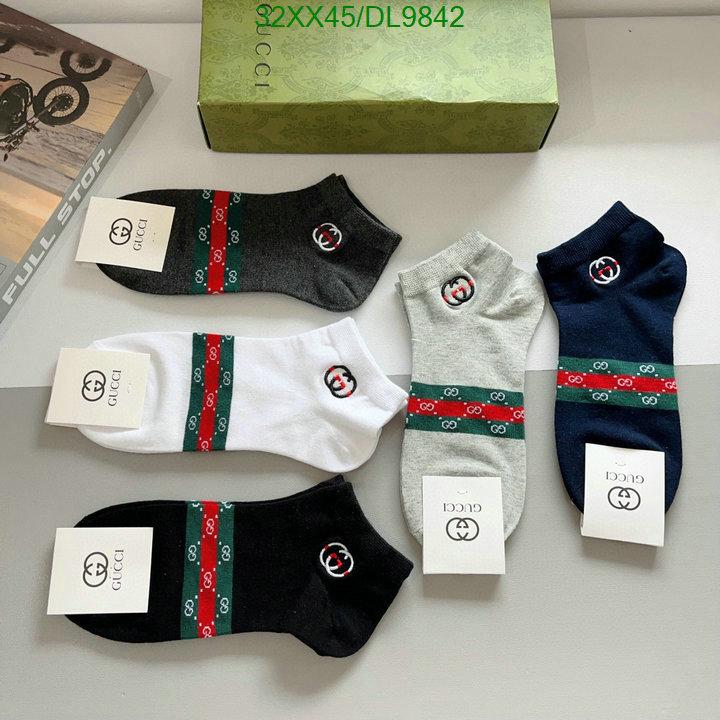 Gucci-Sock Code: DL9842 $: 32USD