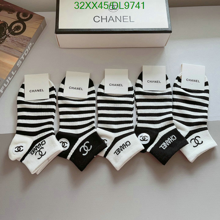 Chanel-Sock Code: DL9741 $: 32USD