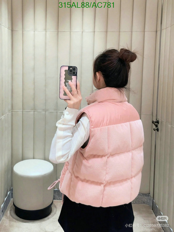 Moncler-Down jacket Women Code: AC781 $: 315USD