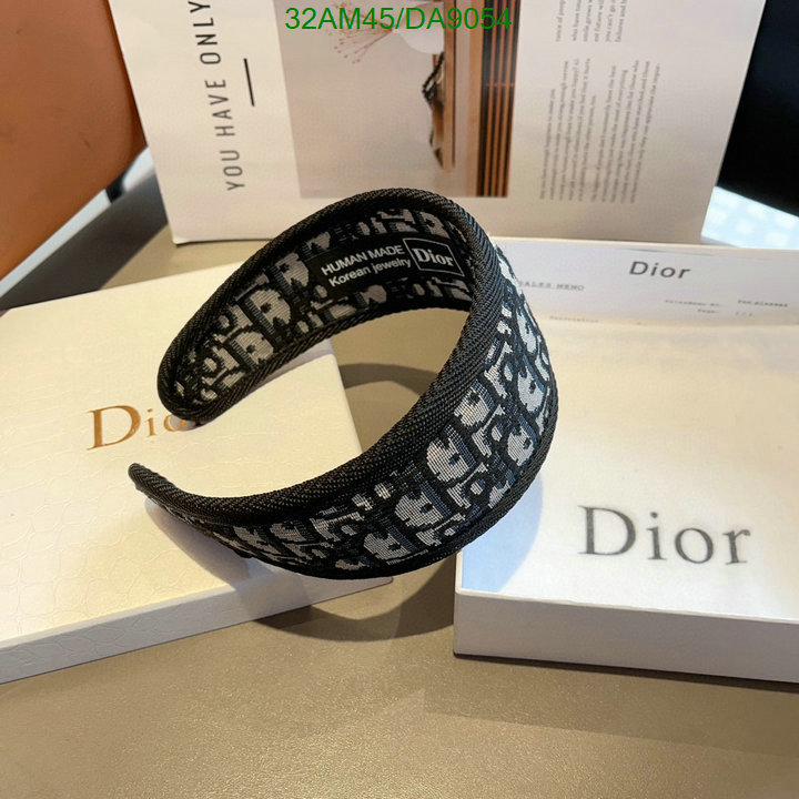 Dior-Headband Code: DA9054 $: 32USD