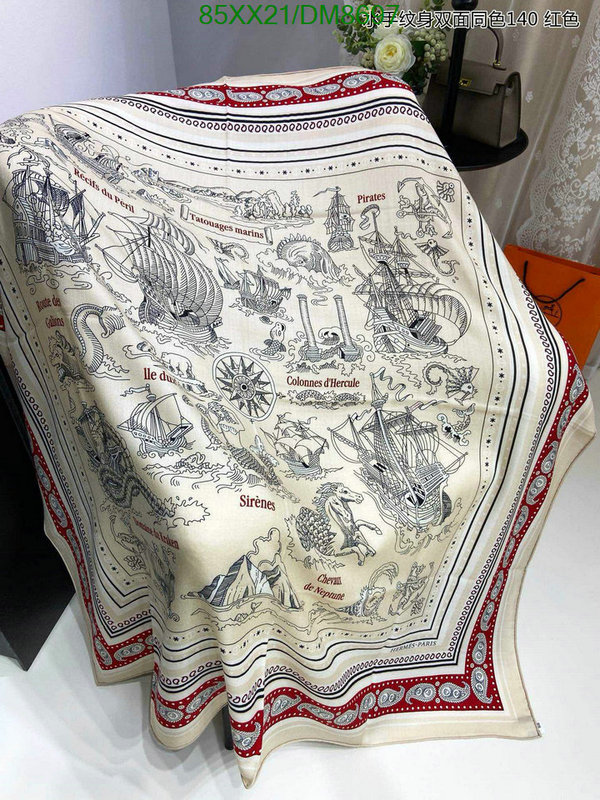 Hermes-Scarf Code: DM8697 $: 85USD