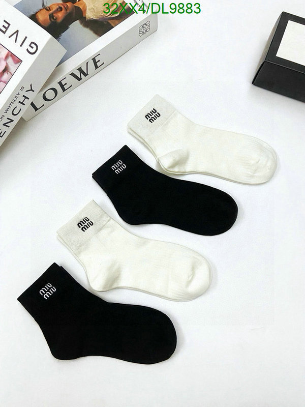 Miu Miu-Sock Code: DL9883 $: 32USD