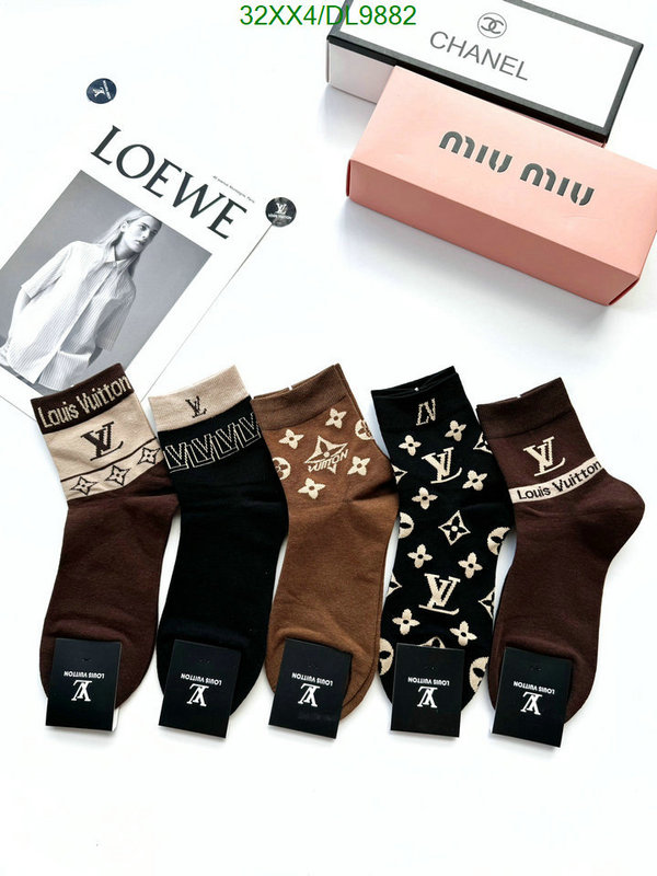 LV-Sock Code: DL9882 $: 32USD