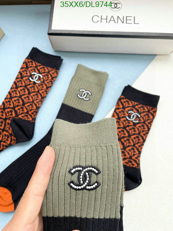 Chanel-Sock Code: DL9744 $: 35USD