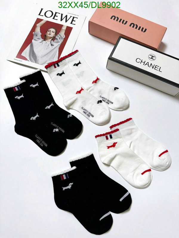 Thom Browne-Sock Code: DL9902 $: 32USD