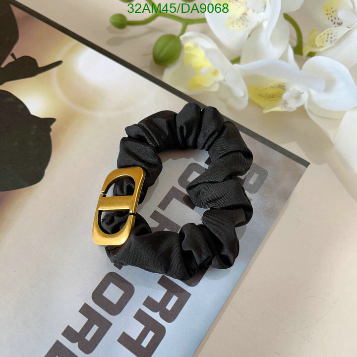 Dior-Headband Code: DA9068 $: 32USD