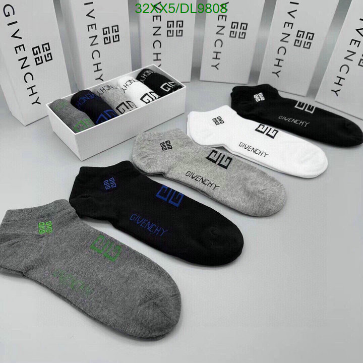 Givenchy-Sock Code: DL9808 $: 32USD