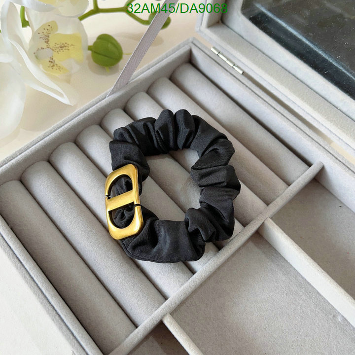 Dior-Headband Code: DA9068 $: 32USD