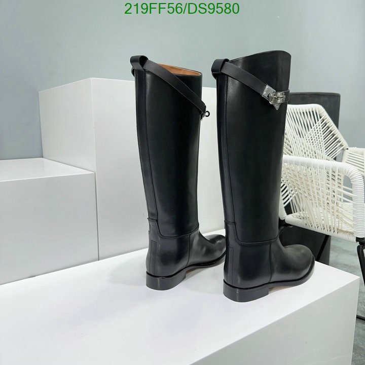 Boots-Women Shoes Code: DS9580 $: 219USD