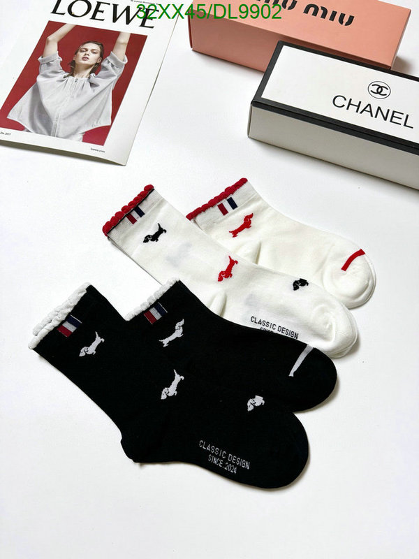 Thom Browne-Sock Code: DL9902 $: 32USD