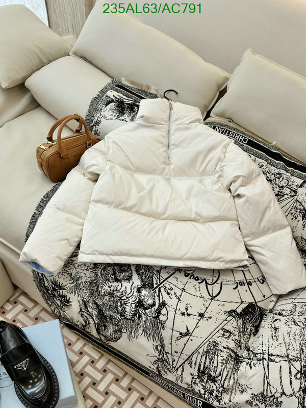 Prada-Down jacket Women Code: AC791 $: 235USD