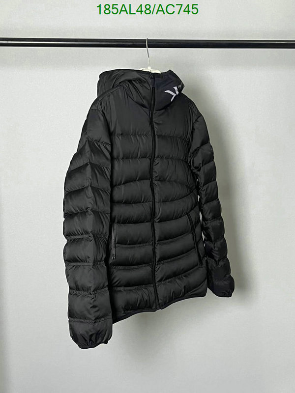 Moncler-Down jacket Women Code: AC745 $: 185USD