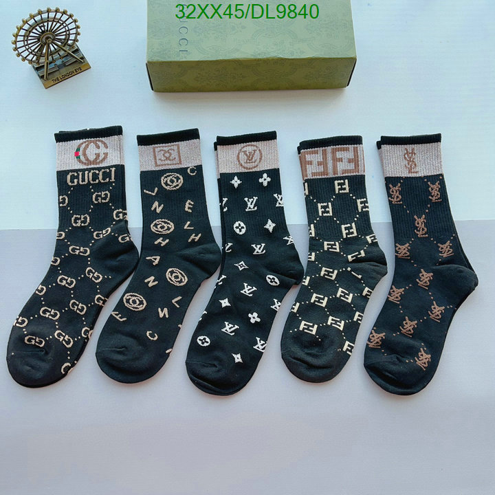 Gucci-Sock Code: DL9840 $: 32USD