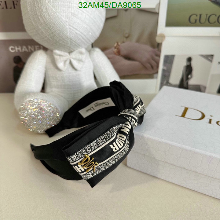 Dior-Headband Code: DA9065 $: 32USD