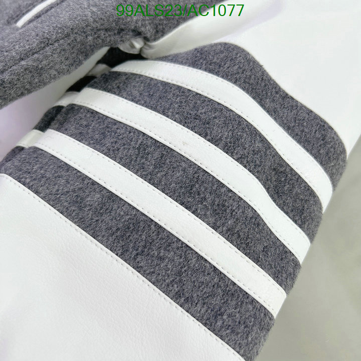 Thom Browne-Kids clothing Code: AC1077 $: 99USD