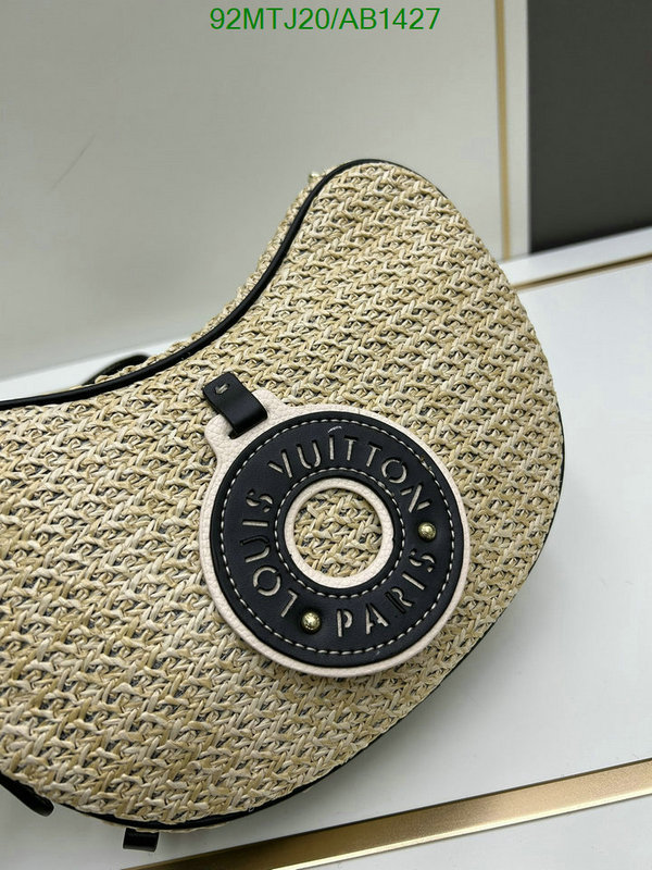 LV-Bag-4A Quality Code: AB1427 $: 92USD