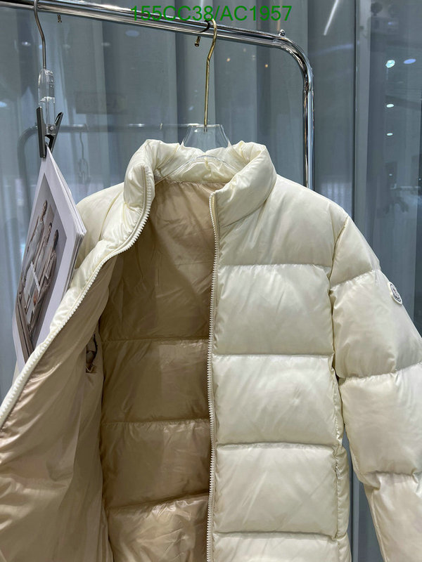 Moncler-Down jacket Women Code: AC1957 $: 155USD