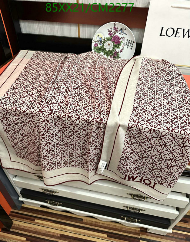 Loewe-Scarf Code: CM2277 $: 85USD