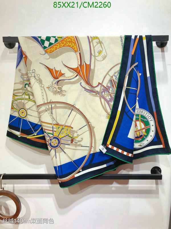 Hermes-Scarf Code: CM2260 $: 85USD