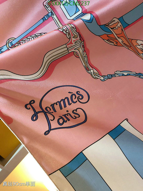 Hermes-Scarf Code: CM2237 $: 55USD