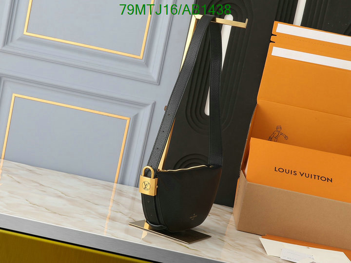 LV-Bag-4A Quality Code: AB1438 $: 79USD