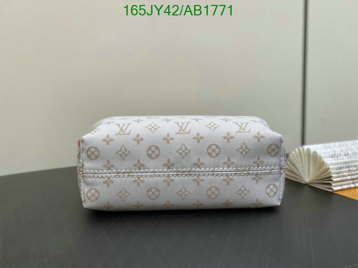 LV-Bag-Mirror Quality Code: AB1771 $: 165USD