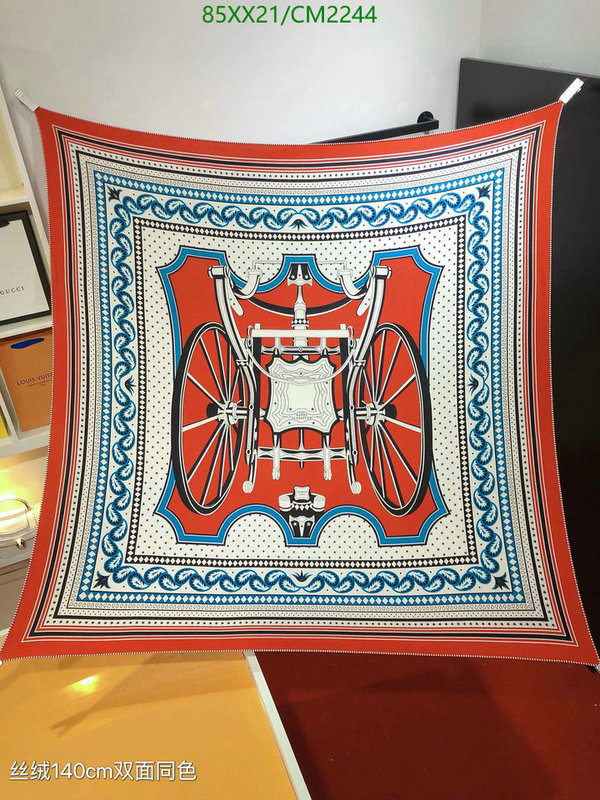 Hermes-Scarf Code: CM2244 $: 85USD