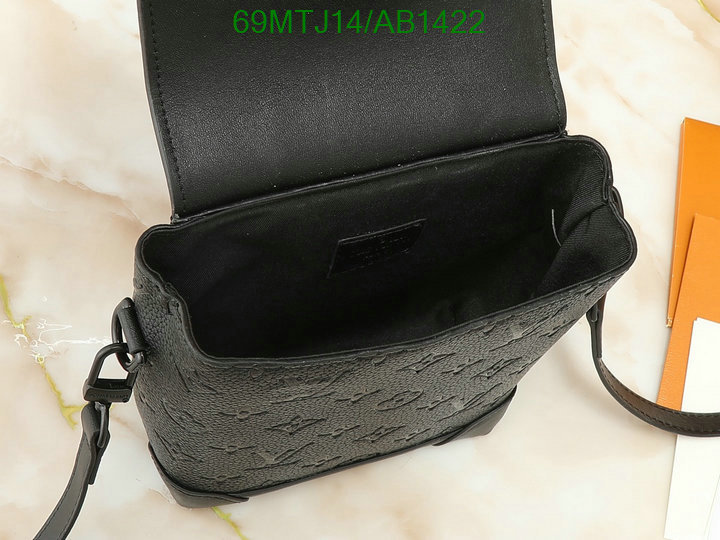 LV-Bag-4A Quality Code: AB1422 $: 69USD