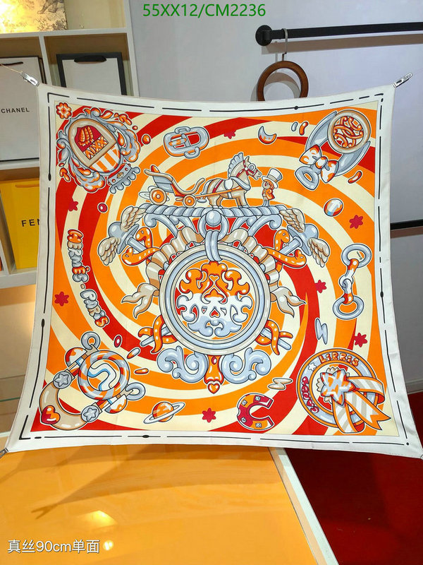 Hermes-Scarf Code: CM2236 $: 55USD