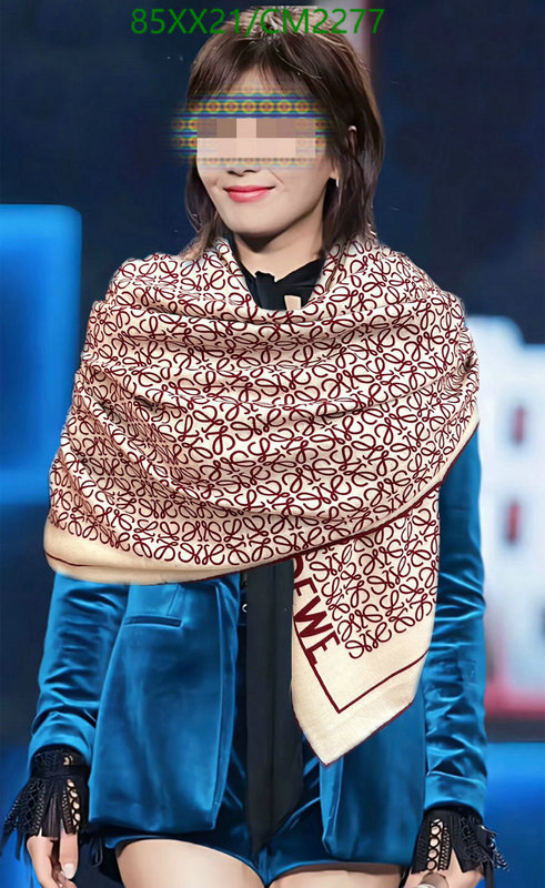 Loewe-Scarf Code: CM2277 $: 85USD