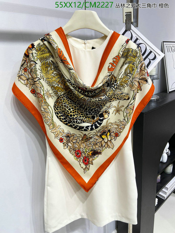 Hermes-Scarf Code: CM2227 $: 55USD