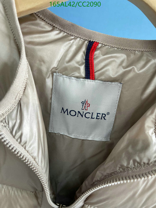 Moncler-Down jacket Women Code: CC2090 $: 165USD