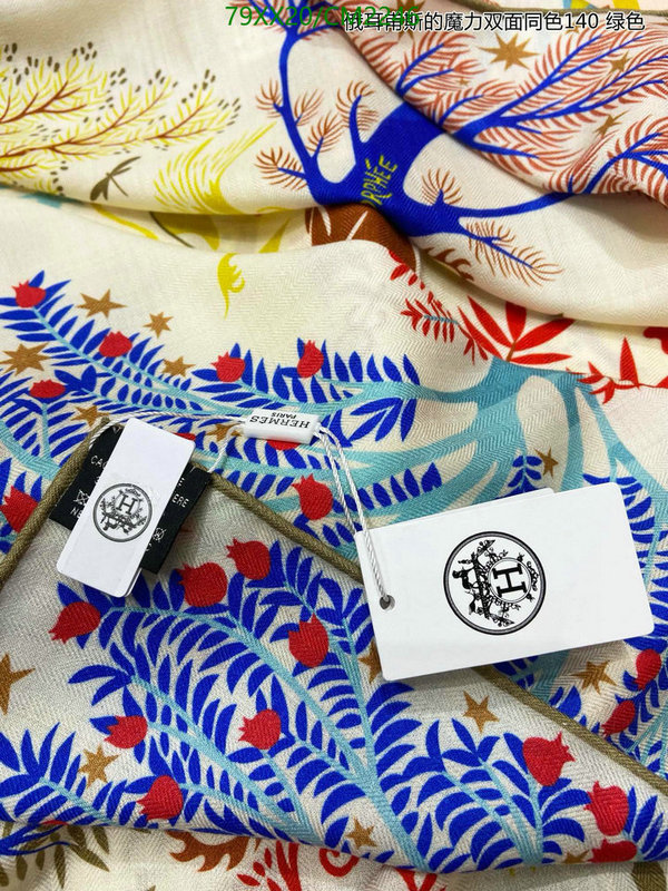 Hermes-Scarf Code: CM2246 $: 79USD