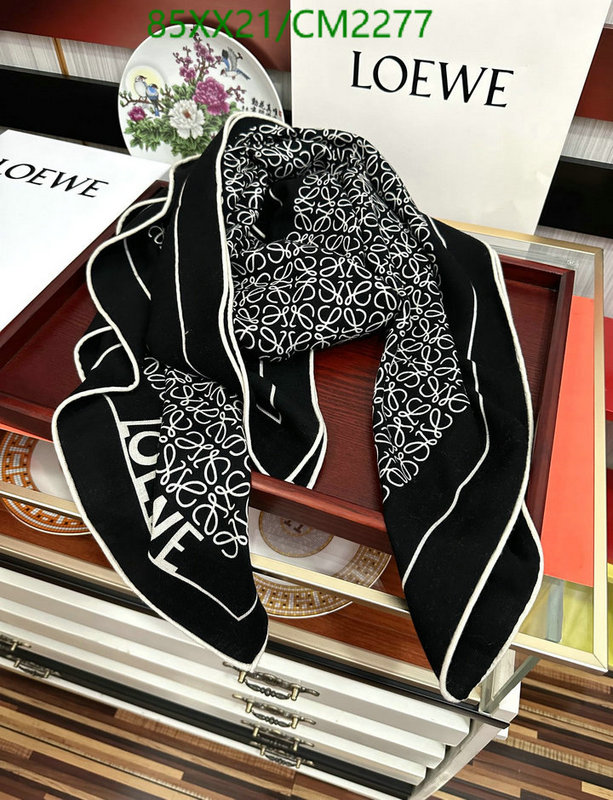 Loewe-Scarf Code: CM2277 $: 85USD