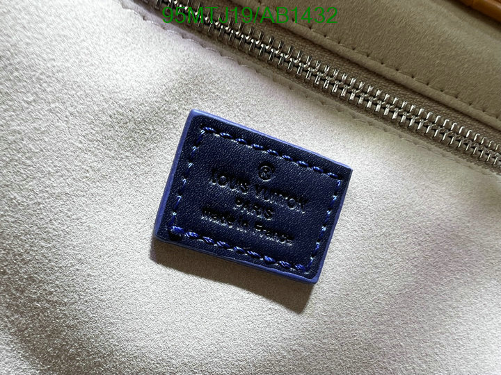 LV-Bag-4A Quality Code: AB1432 $: 95USD