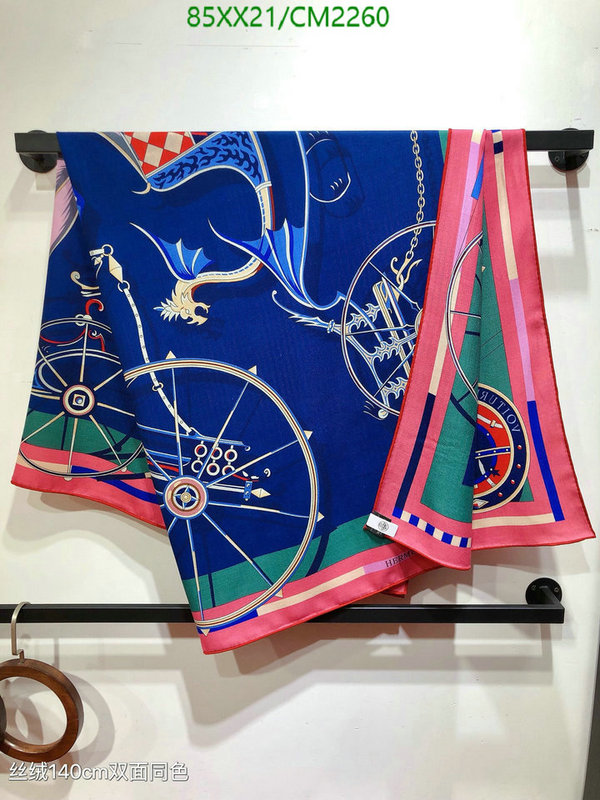 Hermes-Scarf Code: CM2260 $: 85USD